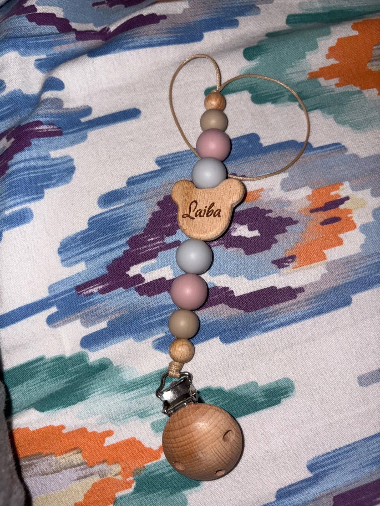 Customizable pacifier clip