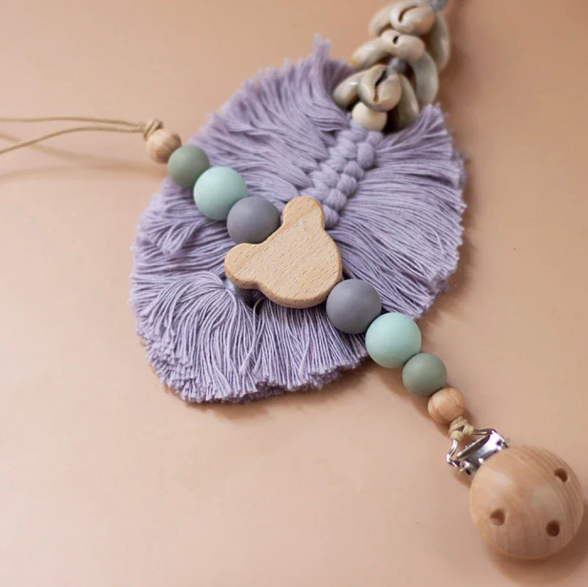 Customizable pacifier clip