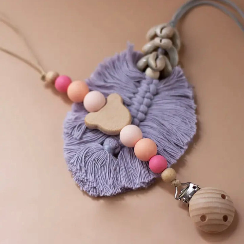 Customizable pacifier clip