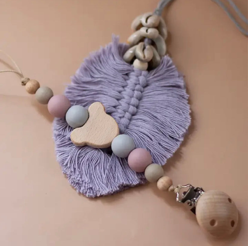 Customizable pacifier clip